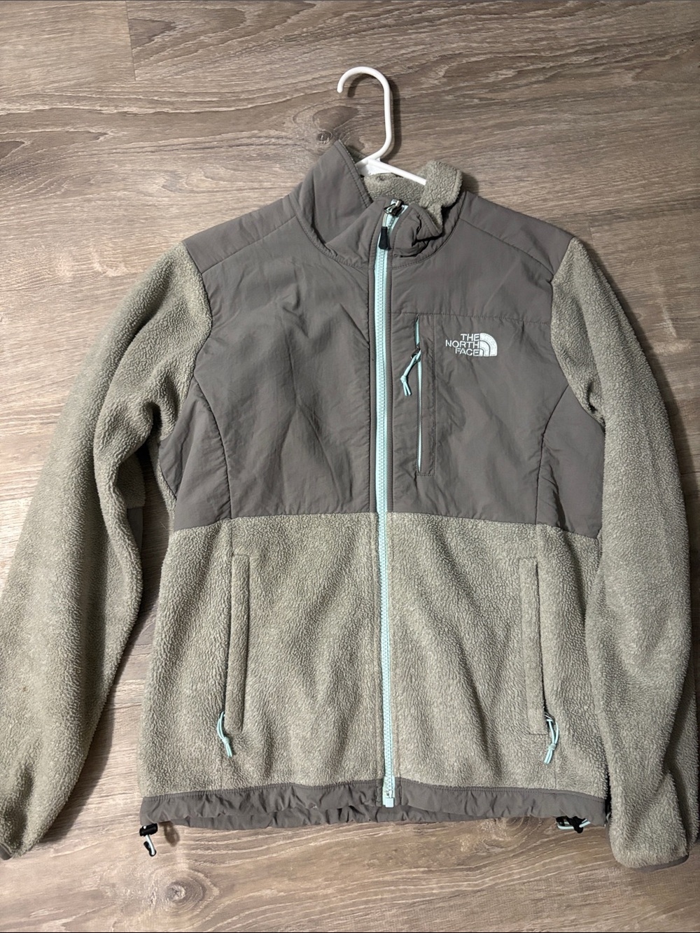 The North Face Women's Gray Fleece Jacket with Aqua Zipper